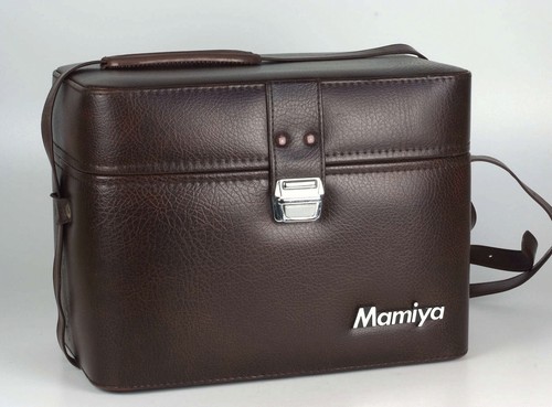 Mamiya valigetta fotografica